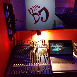 Kids Party Melbourne DJ Music and Karaoke Madfun Kids Discos